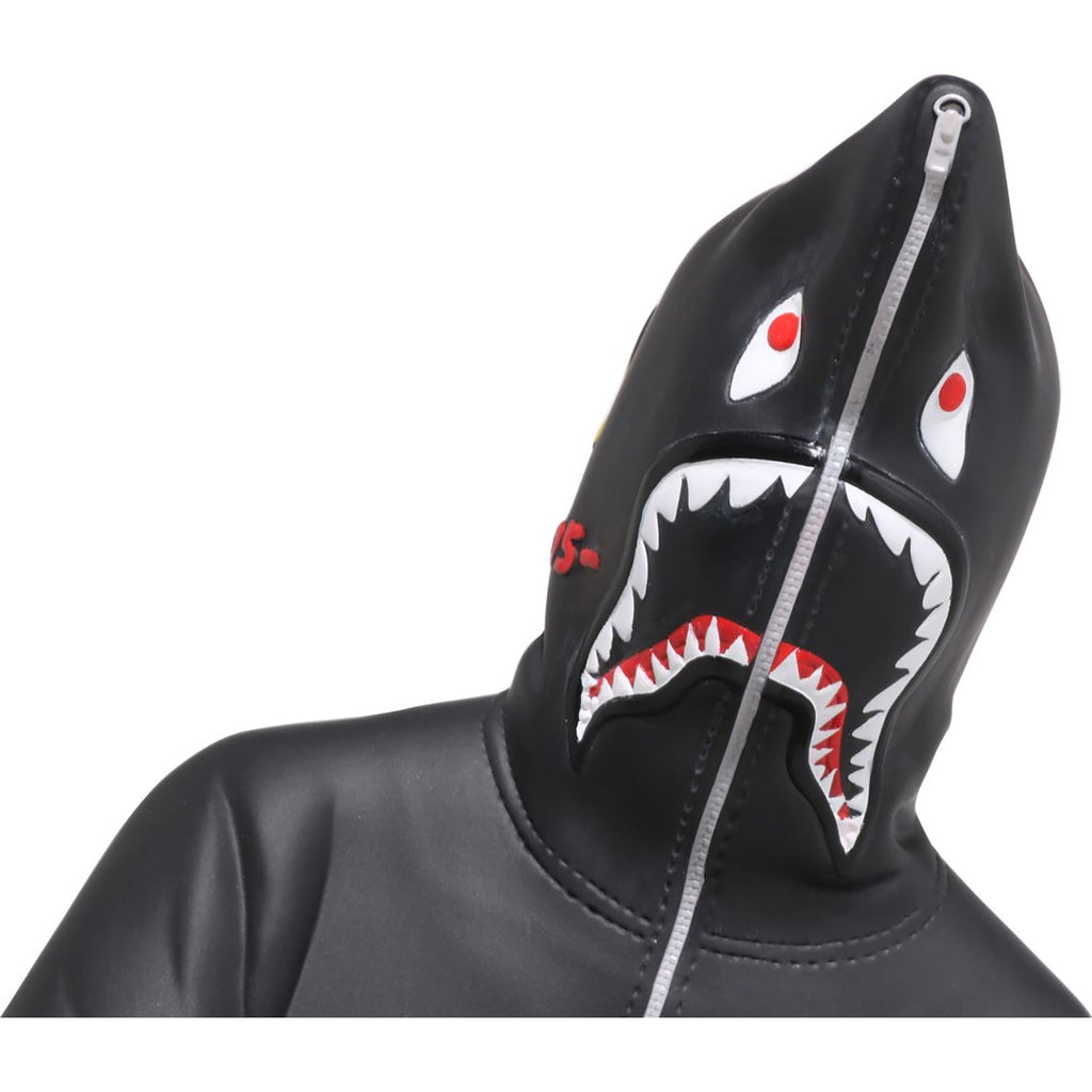 2ND SHARK FIGURE