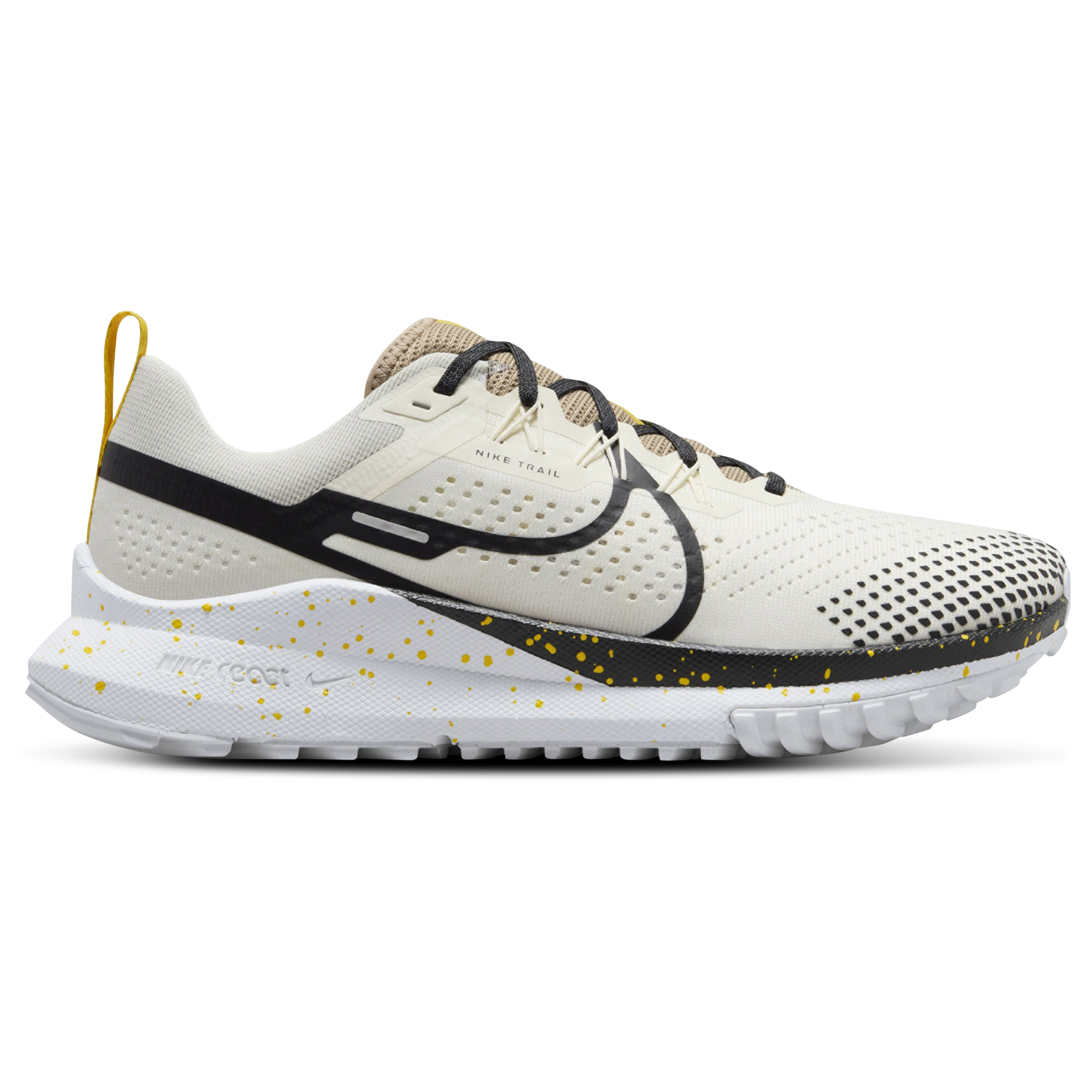 Men's Nike Pegasus Trail 4, Pale Ivory/Black-Khaki-White, 9 D Medium