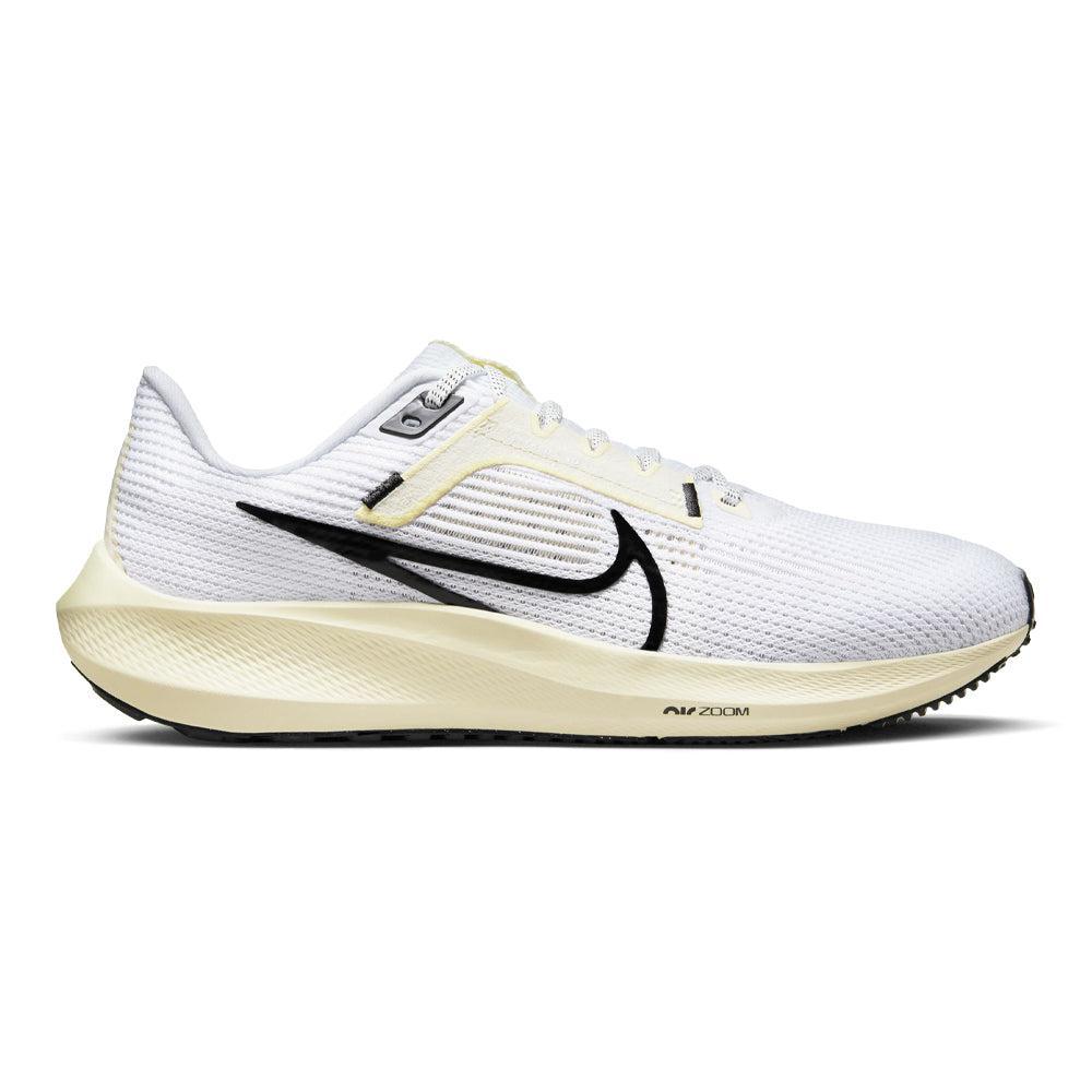 Women's Nike Pegasus 40, White/Black-Coconut Milk, 8.5 B Medium